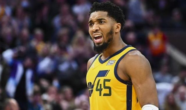 球队曾在财 球队曾在财