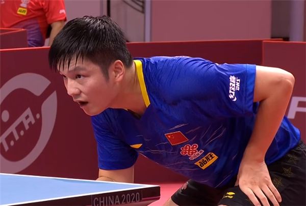 特征让他在 特征让他在